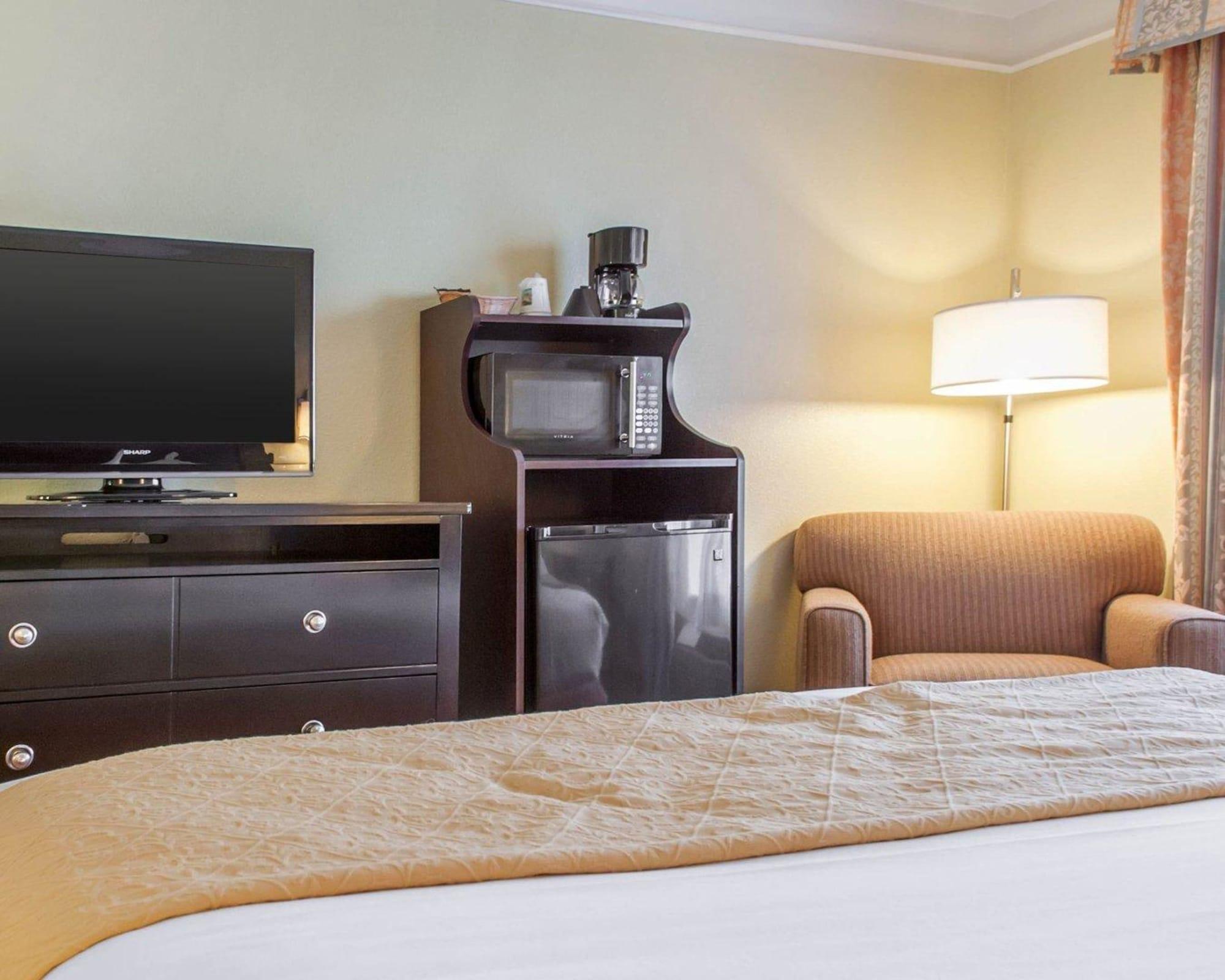 Quality Inn & Suites Gallup I-40 Exit 20 エクステリア 写真